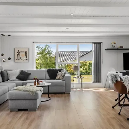 3 Bedroom Cozy In Vinderup