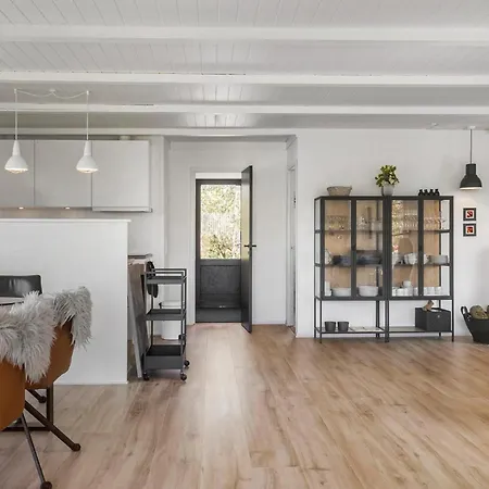 3 Bedroom Cozy In