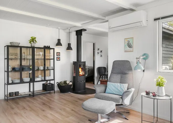 3 Bedroom Cozy In Дом отдыха *