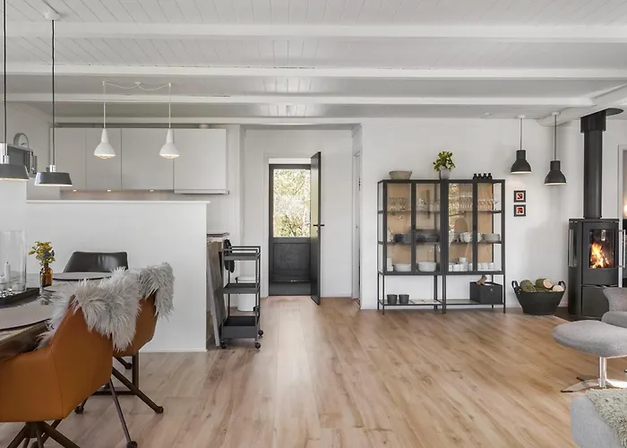 3 Bedroom Cozy In